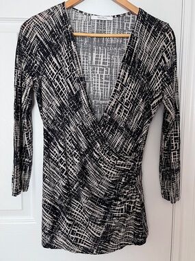 Max Mara Vintage Black and Cream Slinky Jersey Wrap Top